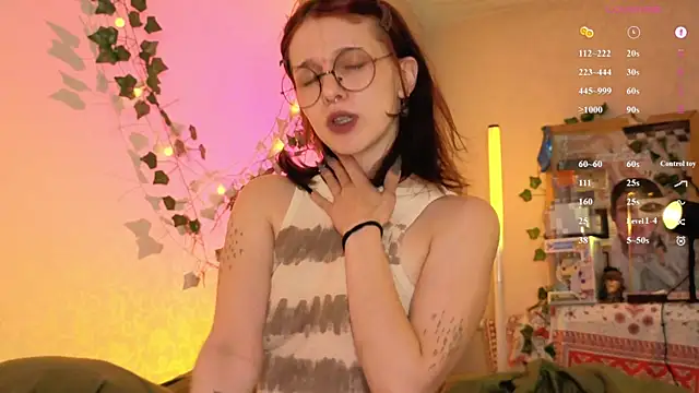 Leelabubu Show in webcam