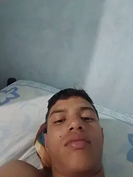 AnsweredSyzygy Webcam-Show
