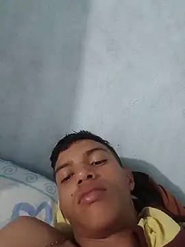 AnsweredSyzygy Webcam-Show