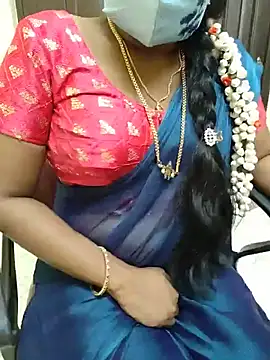 lolida69thamil Adlı Modelin Canlı XXX Sohbeti