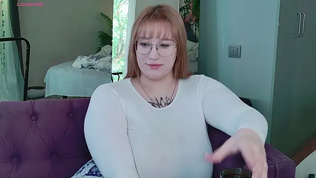 Morvelyn's Webcam Show