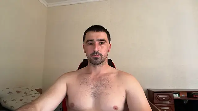 Вебкам-шоу Hard_to_Obey