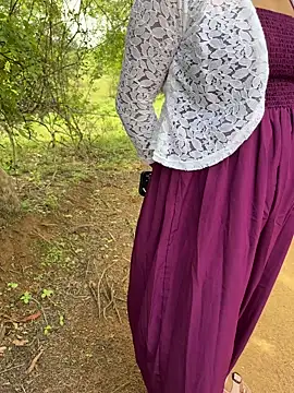 הופעת וובקאם של Swt_cpl_beby0