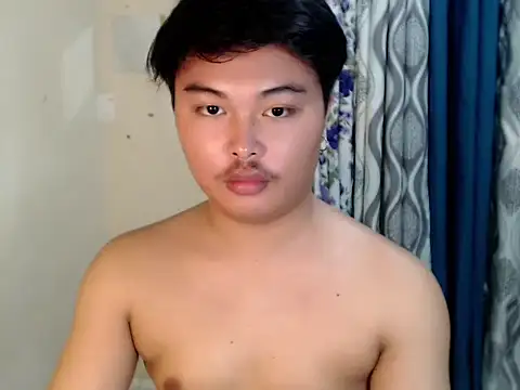 urasianjohnny's Webcam Show