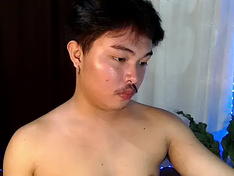 urasianjohnny Pertunjukan Webcam