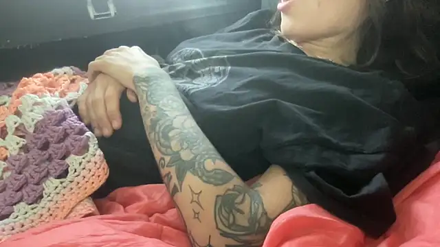 dddasani Show in webcam
