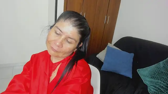 kiraGeinern Live XXX chat