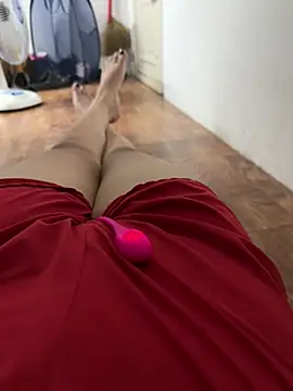 Mores1_Squirt 网络视讯表演