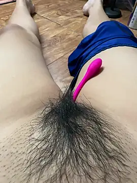 Mores1_Squirt's Live Chat Room