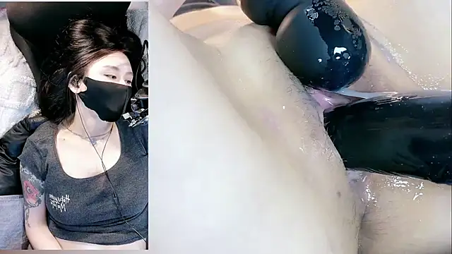 qqq45674sfewrdg's Webcam Show