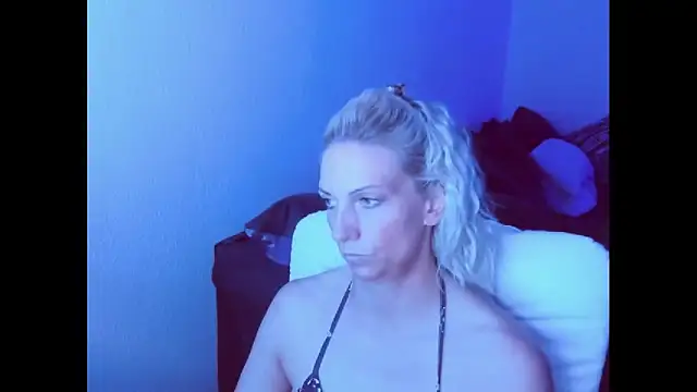 SexyJulia21 Webcam-Show