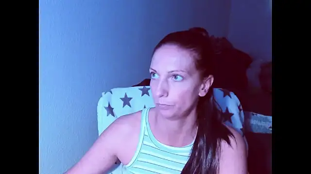 SexyJulia21's Webcam Show