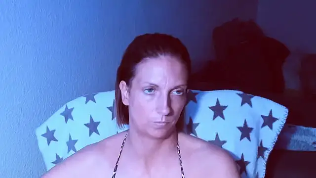 Czat XXX na żywo – SexyJulia21