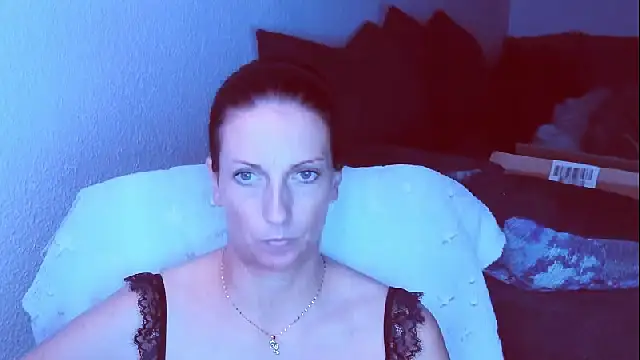 SexyJulia21 Live XXX Chat