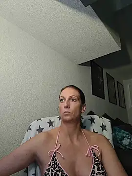 SexyJulia21's Webcam Show