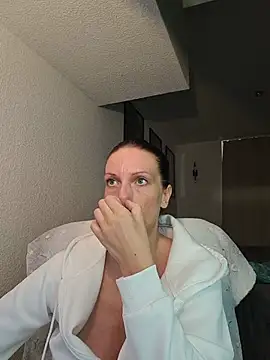 Czat XXX na żywo – SexyJulia21