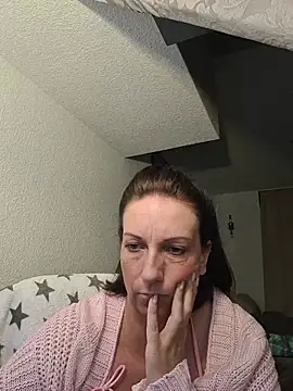 Živý XXX chat SexyJulia21