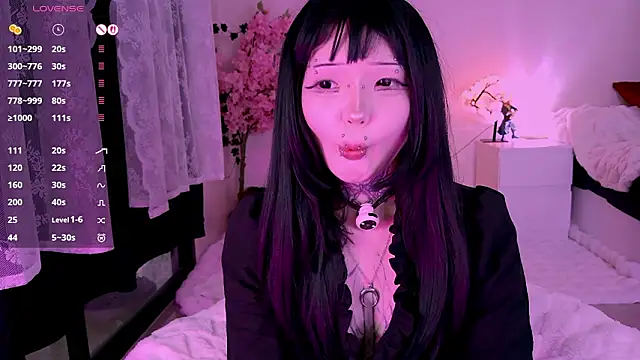 Lein_Bone Live chatroom