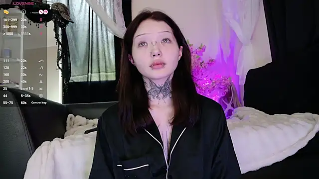 Lein_Bone Adlı Modelin Canlı XXX Sohbeti