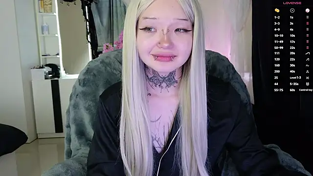 XXX chat uživo modela Lein_Bone