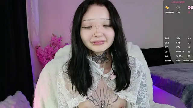 XXX chat uživo modela Lein_Bone