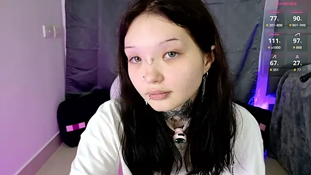 Lein_Bone Adlı Modelin Canlı Sohbet Odası