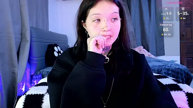 Lein_Bone Adlı Modelin Canlı XXX Sohbeti