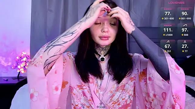 XXX chat uživo modela Lein_Bone