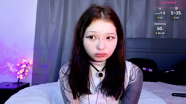 Lein_Bone Adlı Modelin Canlı XXX Sohbeti