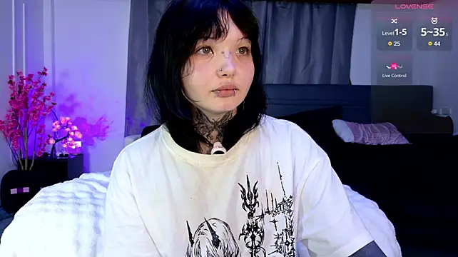 Lein_Bone Adlı Modelin Canlı XXX Sohbeti