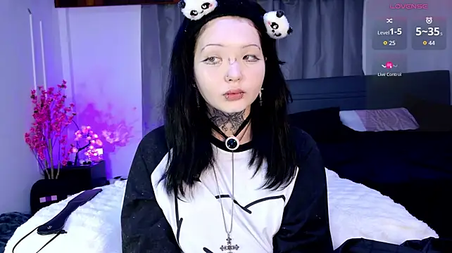 Lein_Bone Adlı Modelin Canlı XXX Sohbeti