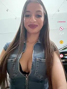 Chat XXX en directo de Anyssia