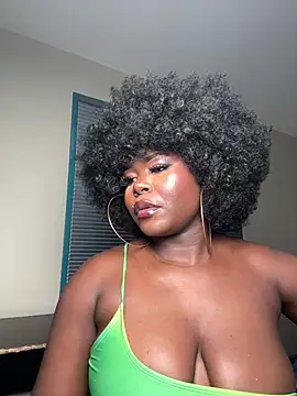 WomanNextdoor1's Webcam Show