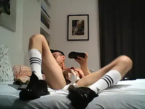 Show modela HOTGRATKA na web-kameri