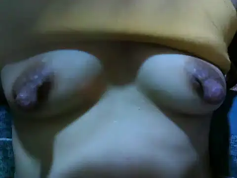 Suckable_leigh's Webcam Show