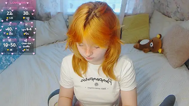 צ'אט XXX בשידור חי של RinaMay18
