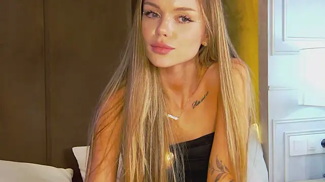 Онлайн чат XXX MarilynNova