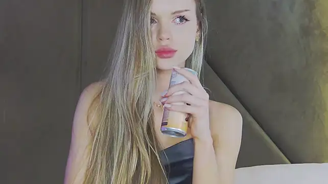 MarilynNova XXX чат на живо