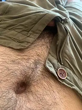 Show modela MuzzyFacing na web-kameri