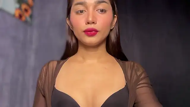 SuperHoTS_Yumi Show Webcam
