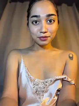 SuperHoTS_Yumi's Webcam Show