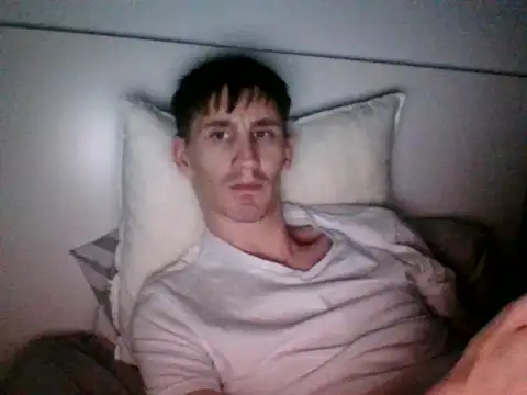 Piiitt28 Show in webcam