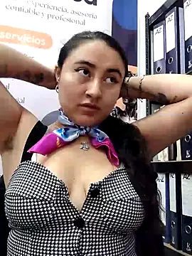 Вебкам-шоу _Sarah-Office1