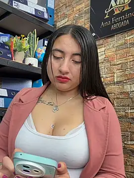Chat +18 de _Sarah-Office1 ao vivo