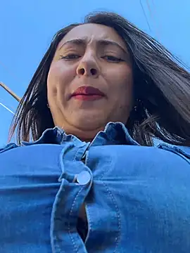 _Sarah-Office1 Webcamshow