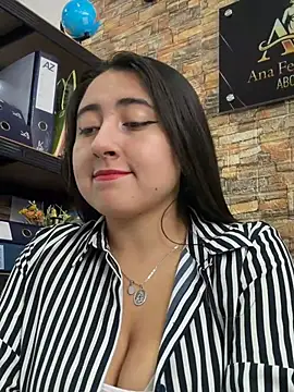 _Sarah-Office1: вебкам-шоу