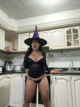 laure_torres 在線直播表演