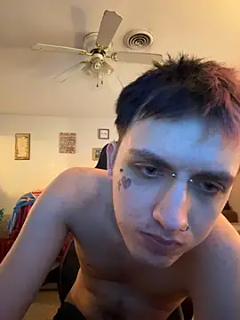 Capwildd_124 ওয়েবক্যাম শো