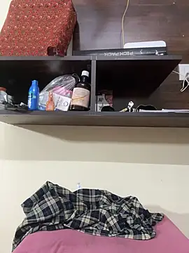 عرض كام LuxeAura
