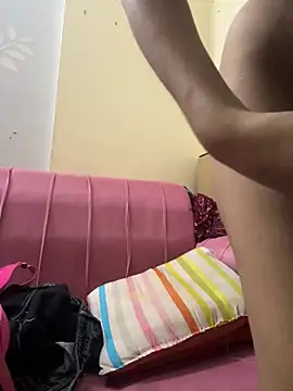 LuxeAura's Live XXX Chat